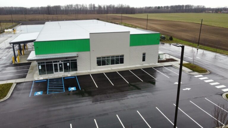The exterior of Sunbelt Rentals