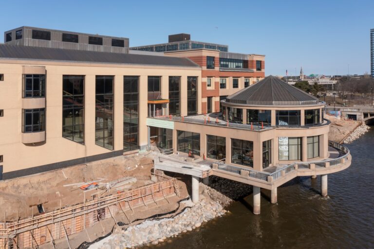 Exterior shot of the side of Grand Rapids Public Museum
